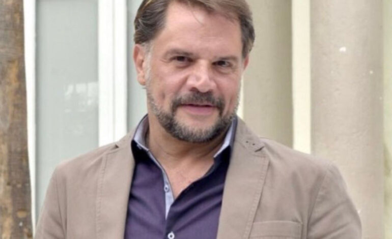 Héctor Parra es absuelto de delitos sexuales; última audiencia será 18 de mayo