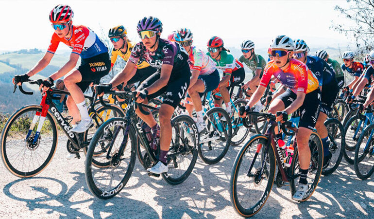 La Unión Ciclista Internacional prohíbe a atletas transgénero participar en las pruebas femeninas