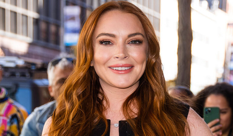 Lindsay Lohan da a luz a su primer hijo, se llamará Luai