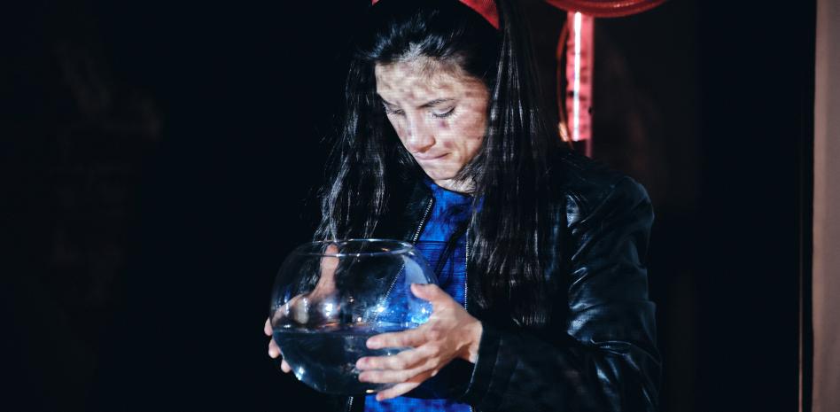 “Intentos para deshacerse del dolor”, obra que desmitifica el sufrimiento por amor