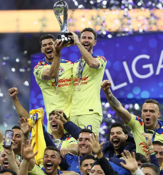 América
