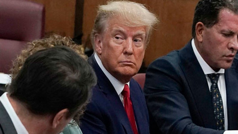 Presentan causa para ‘sacar’ a Trump de elección presidencial, ante Corte Suprema